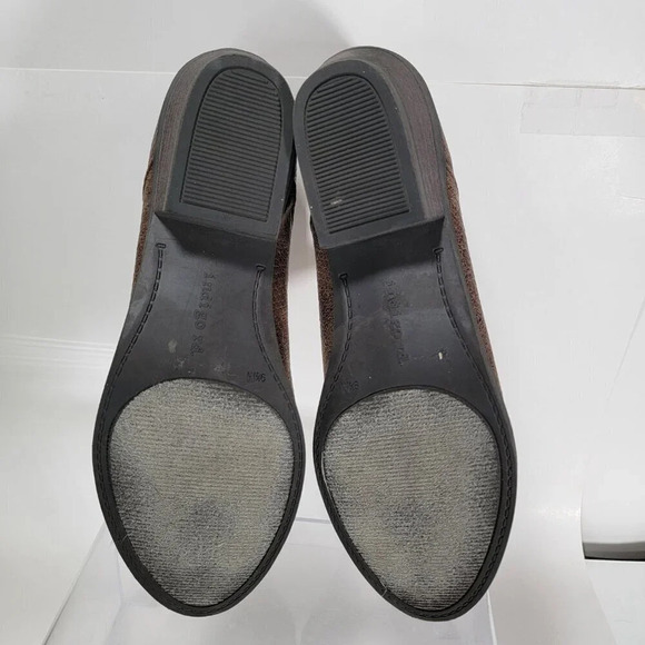 Indigo Womens‎ 9.5 Brown Slip On Ankle Shoes Casual Synthetic - Picture 9 of 11